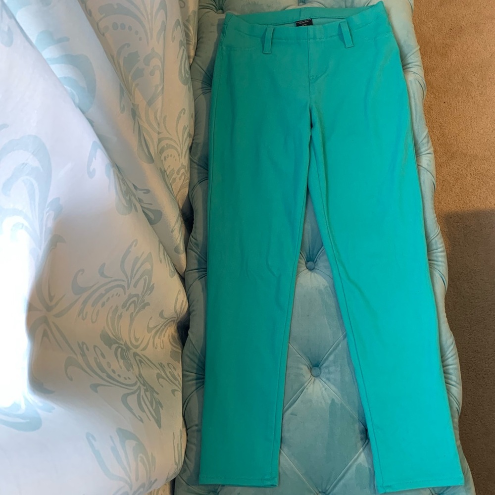 👖2/$25- NWOT - Faded Glory Jeggings